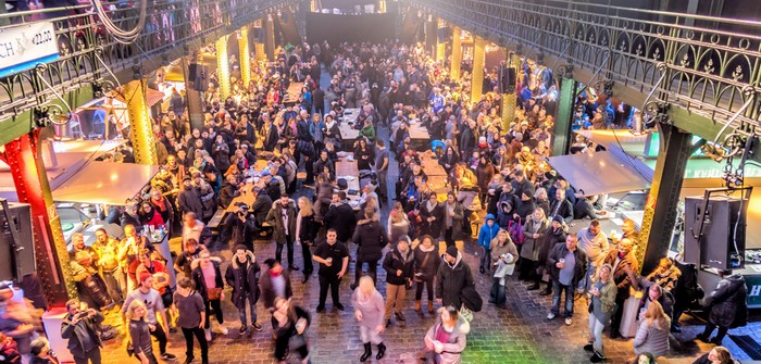 Eines der bekannteren Beispiele für den Einzelhandel in Deutschland: Aale Dieter vom Fischmarkt in Hamburg-Altona. (Foto: shutterstock - geogif)