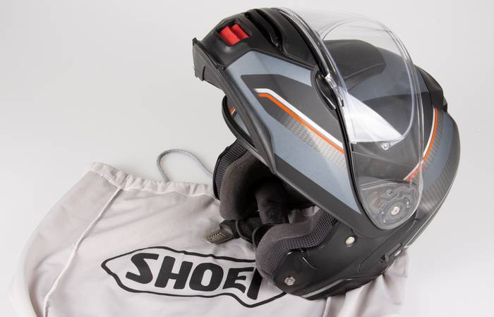 Helme von Shoei sind bei Motorradfahrern beleibt. (Foto: AdobeStock - OceanProd)