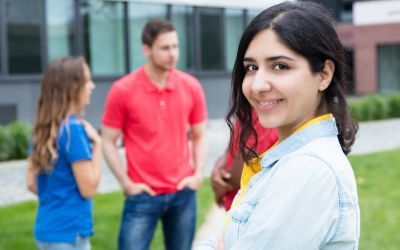 Studenten nutzen Erasmus und Europäische Hochschulstrategie für den Start in die Zukunft (Foto: AdobeStock - Daniel Ernst 117058729)