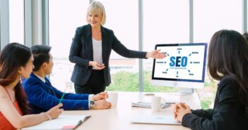 Suchmaschinenoptimierung für Einzelhändler: SEO sorgt für mehr Sichtbarkeit und neue Kunden ( Foto: Adobe Stock-Blue Planet Studio)