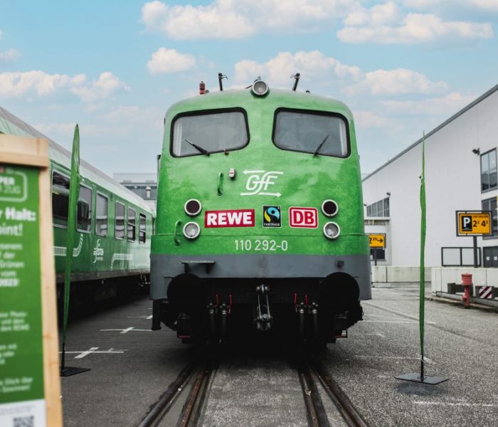 Bereits Ende 2021 absolvierte der REWE-Supermarktzug eine Tour durch Hessen. (Foto: REWE)