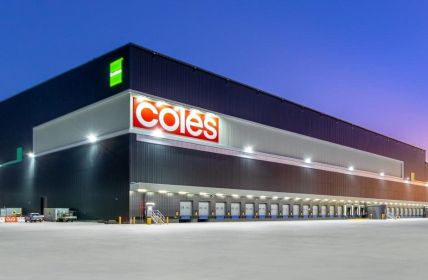 Coles automatisiert Distribution: 1,6 Milliarden Kommissionierungen jährlich mit (Foto: WITRON Logistik + Informatik GmbH)