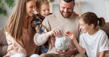 Für den Nachwuchs: Worauf bei der Veranlagung zu achten ist (Foto: AdobeStock - JenkoAtaman - 386105133)