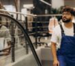 Gebäudemanagement im Einzelhandel: Wie Filialen, Märkte und Ladenflächen digital gesteuert werden (Foto: AdobeStock - Roman - 1809269479)